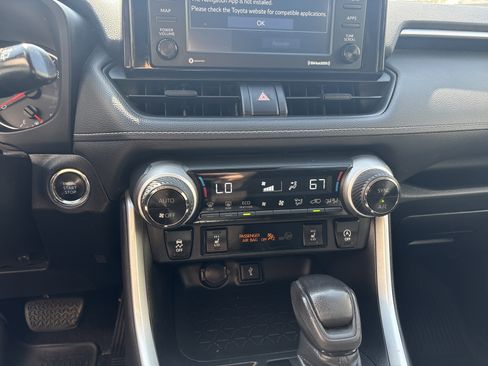 Used 2021 Toyota RAV4 XLE w/ XLE Grade Weather Package image 28