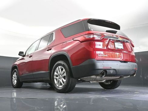 Used 2021 Chevrolet Traverse LT FWD image 43