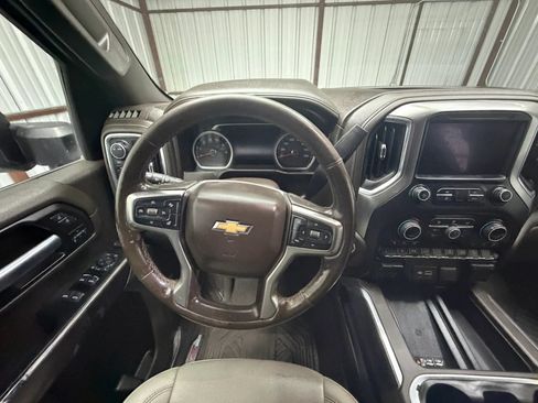 Used 2020 Chevrolet Silverado 2500 LTZ w/ LTZ Premium Package AWD/4WD image 16