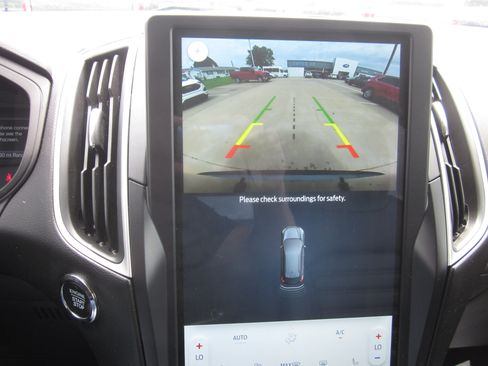Used 2024 Ford Edge SEL w/ Convenience Package AWD/4WD image 17