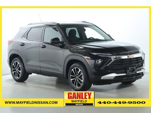 Used 2025 Chevrolet TrailBlazer LT image 1