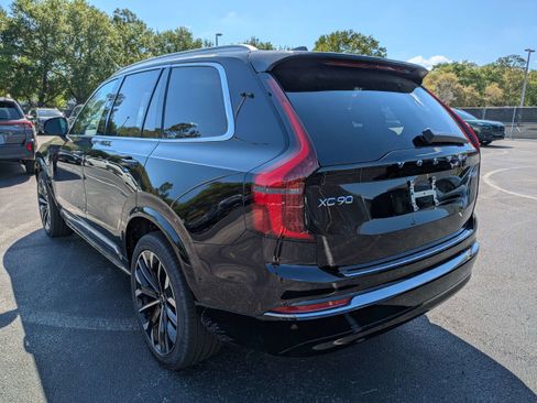 New 2026 Volvo XC90 T8 Plus w/ Protection Package Premier image 6