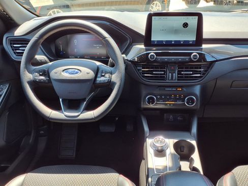 Used 2025 Ford Escape ST-Line AWD/4WD image 12