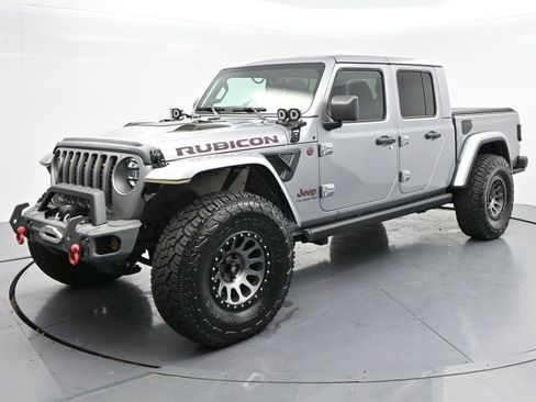 Used 2020 Jeep Gladiator Rubicon AWD/4WD image 3