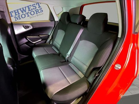 Used 2023 Kia Soul LX w/ Option Group 015 FWD image 23
