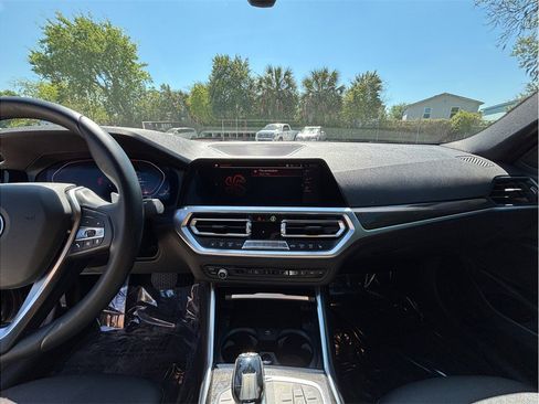 Used 2020 BMW 330i Sedan w/ Convenience Package image 11