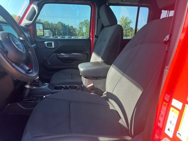 Used 2018 Jeep Wrangler Unlimited Sport AWD/4WD image 13