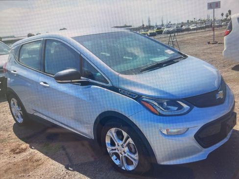 Used 2018 Chevrolet Bolt LT image 7