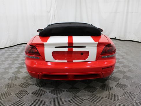 Used 2004 Dodge Viper SRT-10 image 24