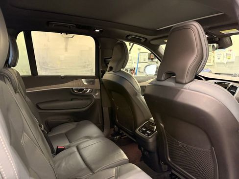 Used 2023 Volvo XC90 B6 Ultimate w/ Protection Package Premier image 25
