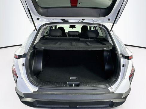 Used 2025 Hyundai Kona SEL FWD image 30