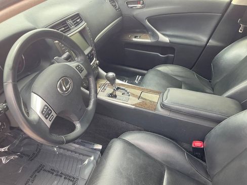 Used 2011 Lexus IS 250 w/ Premium Pkg Value Edition RWD image 13