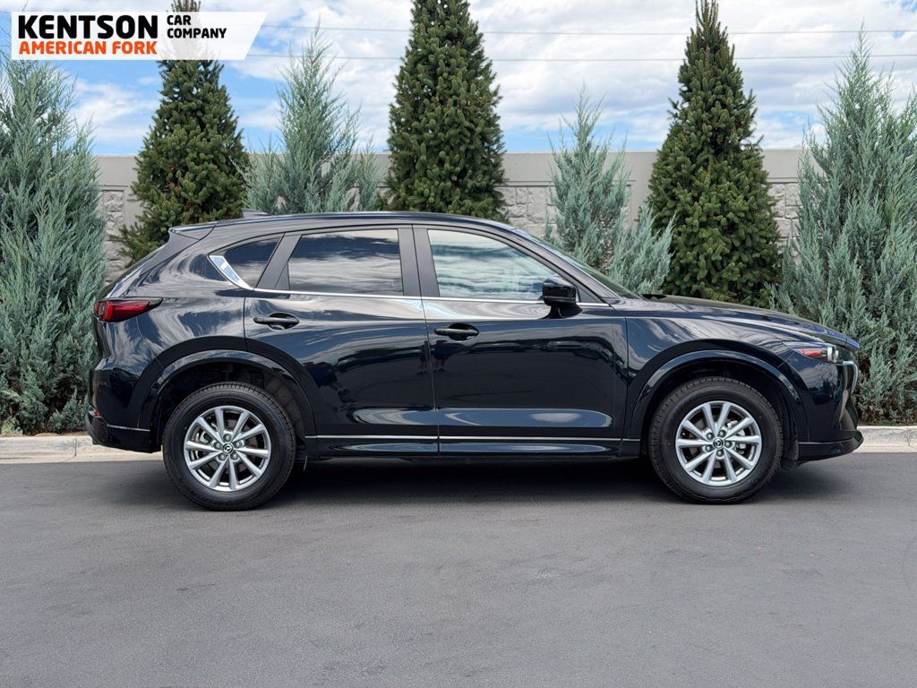 Used 2025 MAZDA CX-5 AWD 2.5 S w/ Select Package image 9