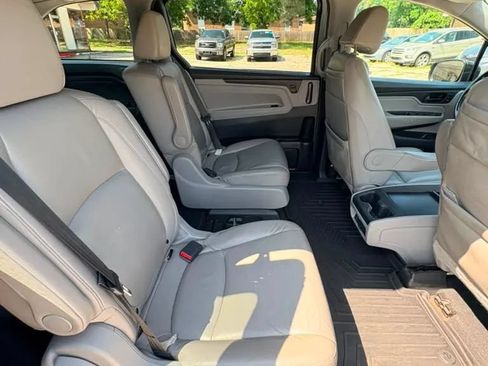 Used 2018 Honda Odyssey EX-L image 13