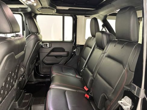 Used 2020 Jeep Wrangler Unlimited Rubicon AWD/4WD image 18