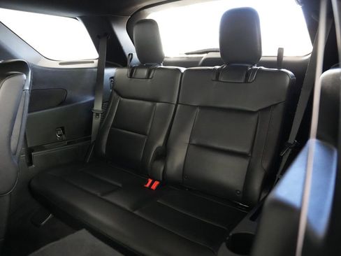 Used 2020 Ford Explorer XLT w/ Equipment Group 202A RWD image 35