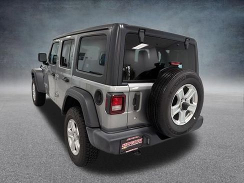 Used 2019 Jeep Wrangler Unlimited Sport S AWD/4WD image 10