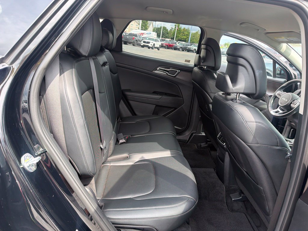 Used 2023 Kia Sportage EX AWD/4WD image 44