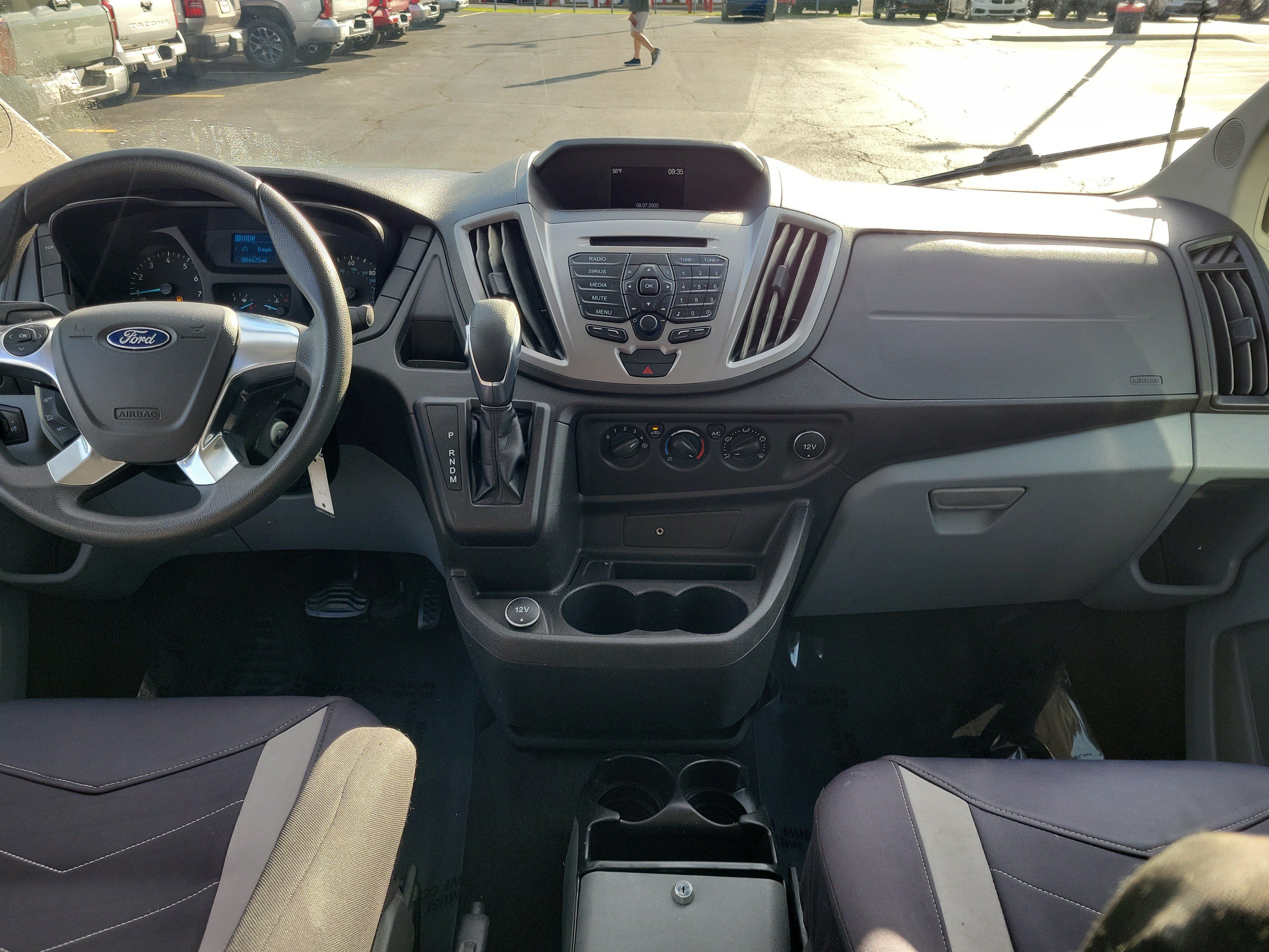 Used 2017 Ford Transit 350 XLT RWD image 12