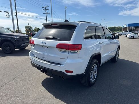Used 2015 Jeep Grand Cherokee Limited w/ Trailer Tow Group IV AWD/4WD image 5