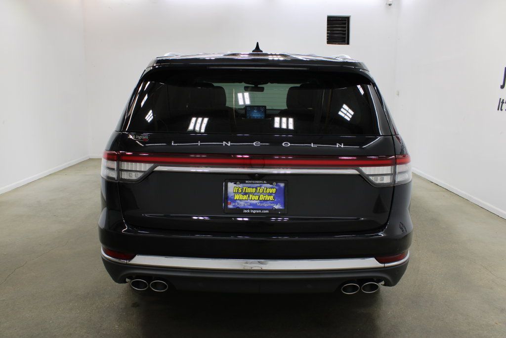 Used 2023 Lincoln Aviator Reserve w/ Elements Package Plus RWD image 4