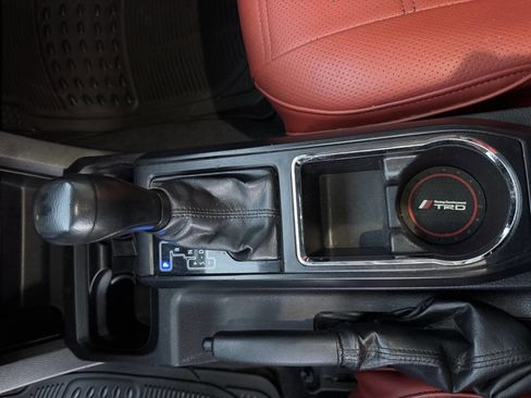 Used 2016 Toyota Tacoma SR RWD image 34