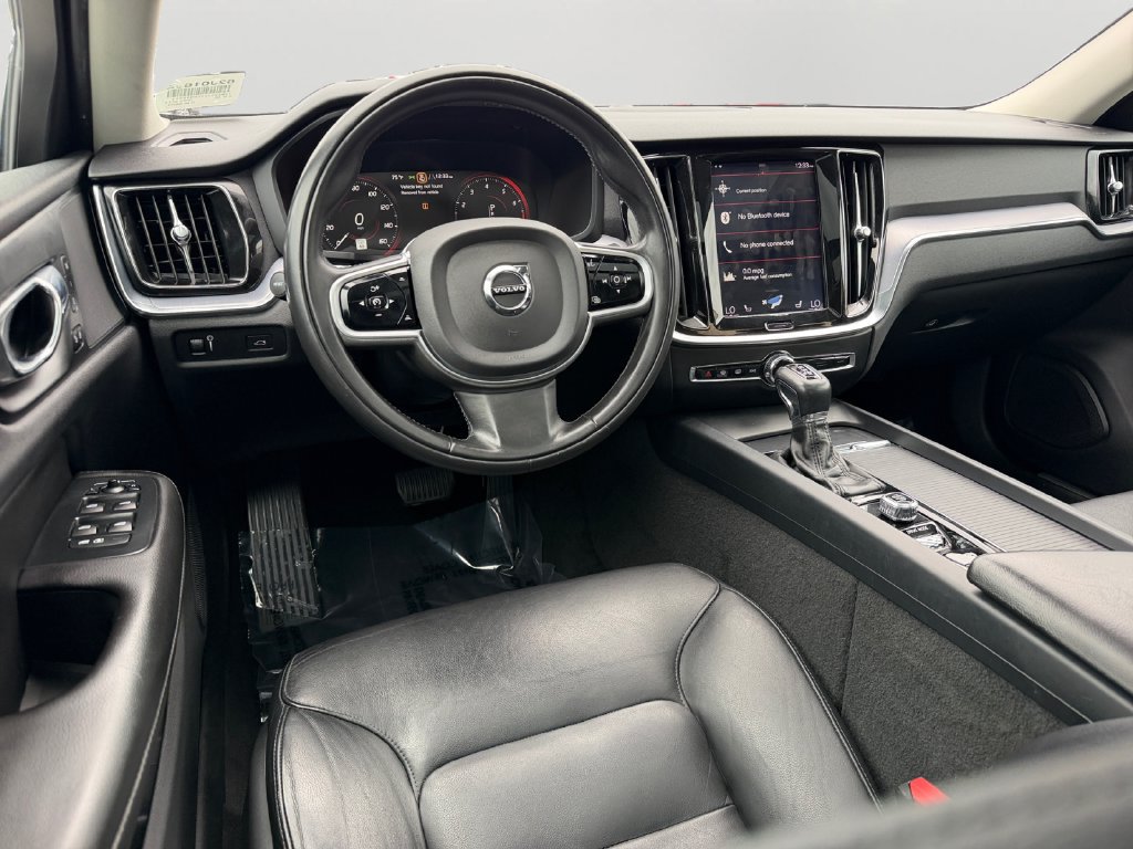 Used 2020 Volvo S60 T6 Momentum w/ Protection Package Premier AWD/4WD image 13