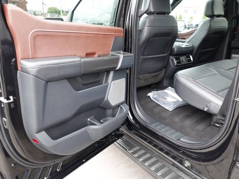 Used 2023 Ford F150 Lariat w/ Equipment Group 502A High AWD/4WD image 23