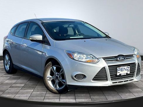 Used 2014 Ford Focus SE FWD image 3
