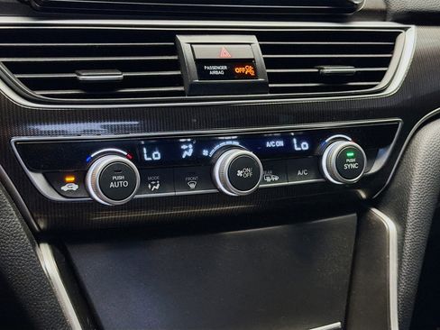 Used 2022 Honda Accord Sport image 9