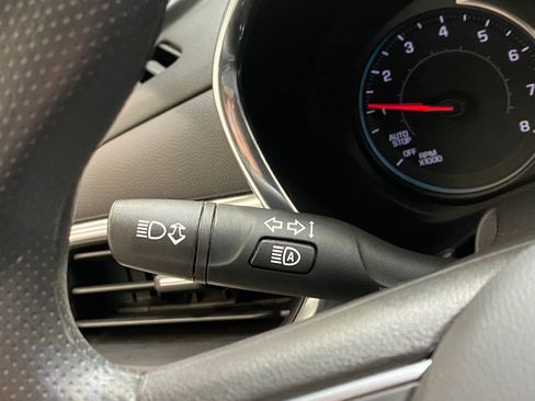 Used 2023 Chevrolet Equinox LT image 22