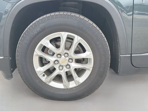 Used 2020 Chevrolet Traverse LT AWD/4WD image 43