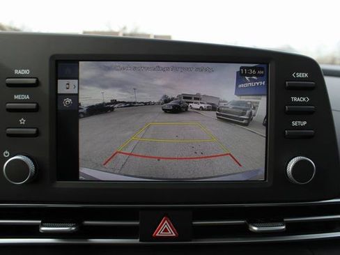 New 2026 Hyundai Elantra Hybrid FWD image 18