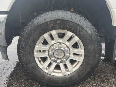 Used 2019 Ford F250 XL w/ STX Appearance Package AWD/4WD image 9