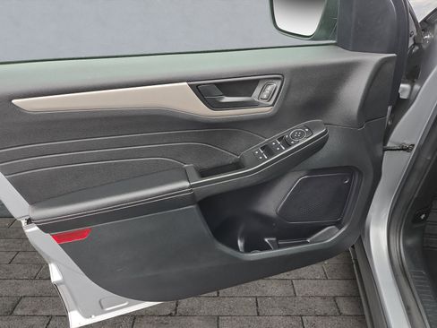 Certified 2022 Ford Escape SE w/ Convenience Package image 10