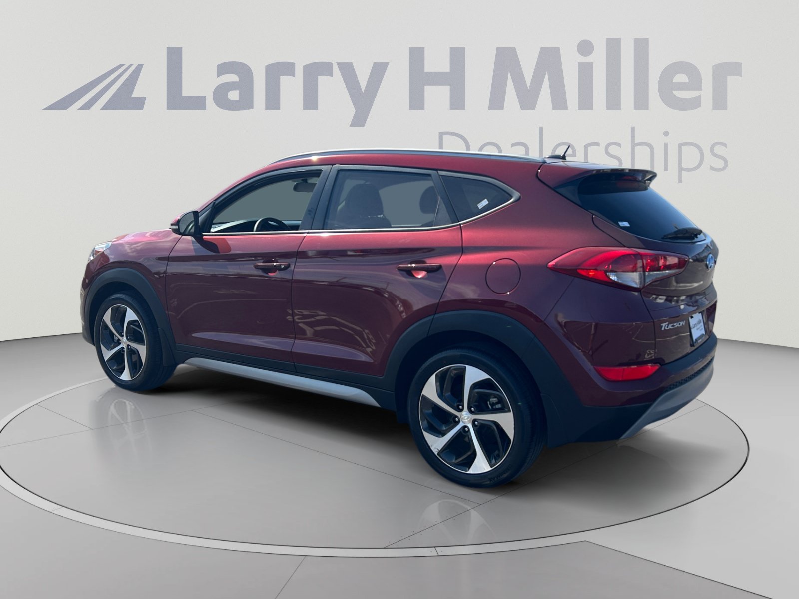 Used 2017 Hyundai Tucson Sport FWD image 3