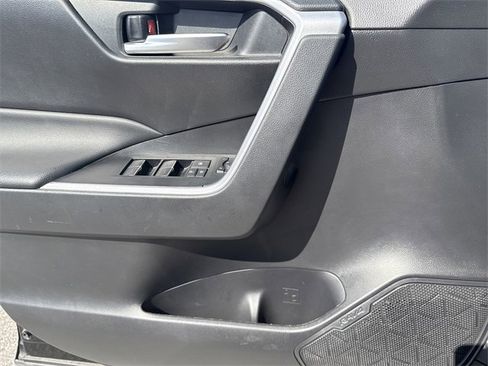 Used 2024 Toyota RAV4 XLE image 29