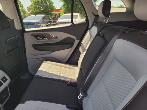 Used 2020 GMC Terrain SLE w/ Driver Convenience Package FWD image 24