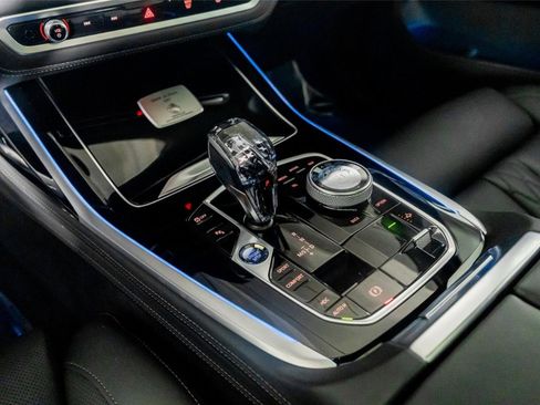 Used 2025 BMW ALPINA XB7 AWD/4WD image 35
