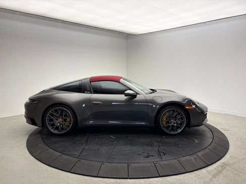 Certified 2022 Porsche 911 Targa 4S AWD/4WD image 8