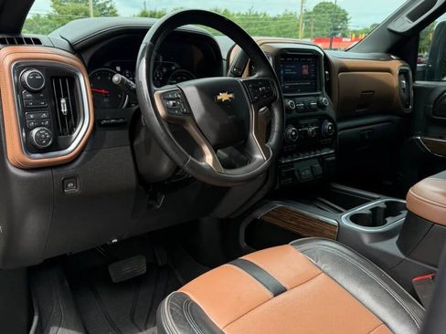 Used 2023 Chevrolet Silverado 2500 High Country w/ Z71 Off-Road Package AWD/4WD image 16