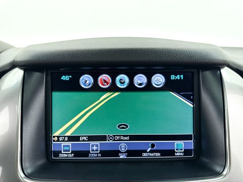 Used 2018 Chevrolet Suburban LT image 20