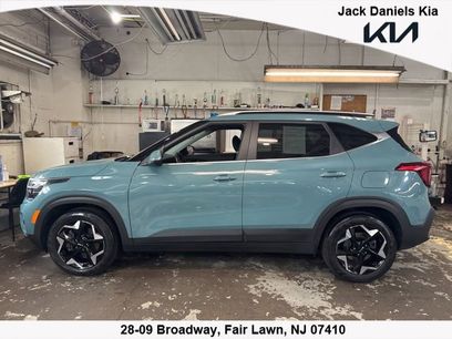 Certified 2024 Kia Seltos EX