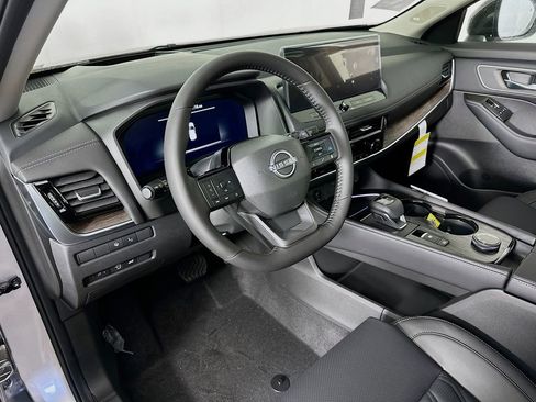 New 2026 Nissan Rogue Platinum w/ Platinum Premium Package image 14