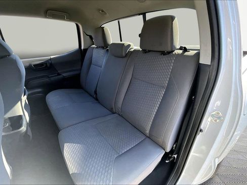 Used 2023 Toyota Tacoma SR image 18