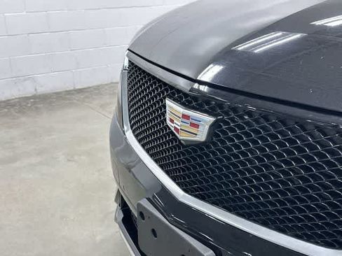 Used 2023 Cadillac XT6 Sport w/ Technology Package AWD/4WD image 31