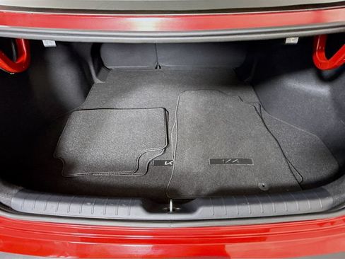 Certified 2025 Kia K4 FWD image 27