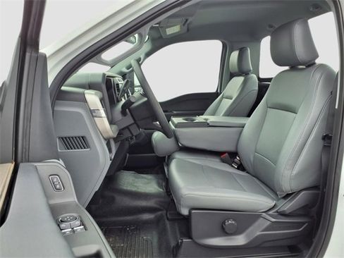 Used 2023 Ford F350 XL w/ Snow Plow Prep Package image 13