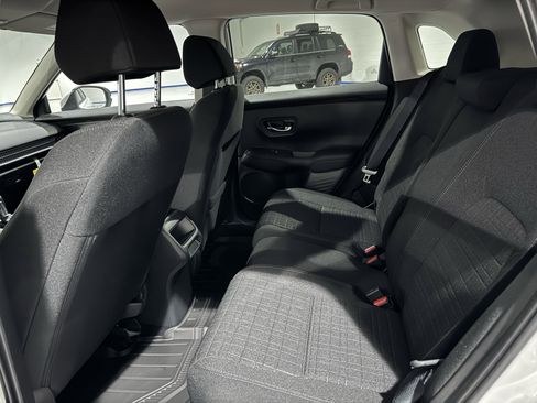 New 2026 Honda HR-V LX image 8