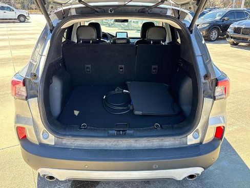 Certified 2022 Ford Escape Titanium image 30